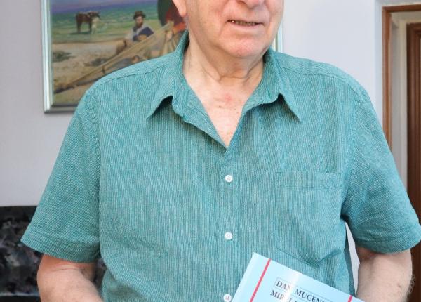 interviu cu venerabilul medic dan claudiu tanasescu secretul longevitatii adn ul si arn ul ascund inca secretul