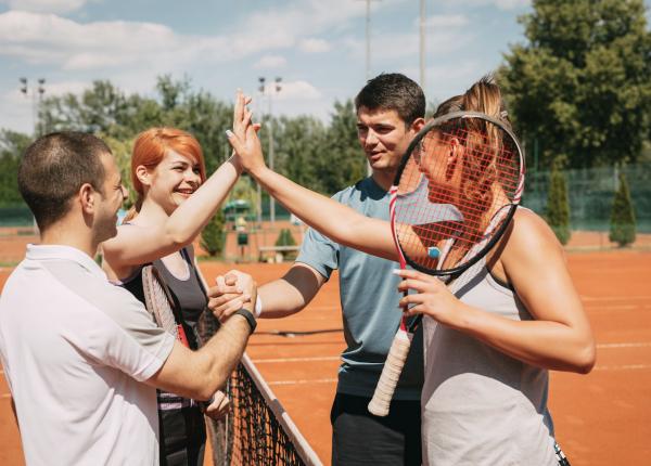 cei care joaca tenis traiesc cu 10 ani mai mult stiinta explica de ce