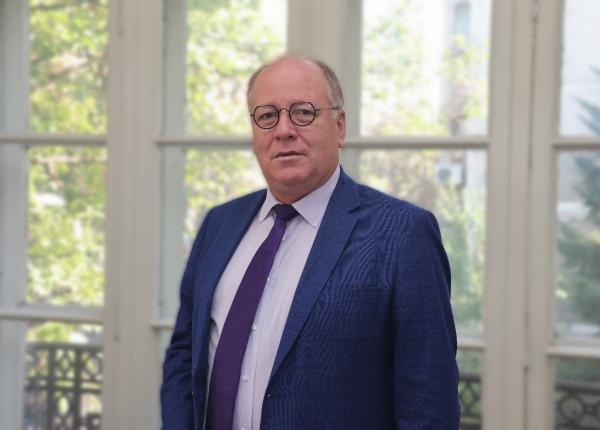 imbatranirea povara sociala sau resursa valoroasa interviu cu sociologul bruno stefan