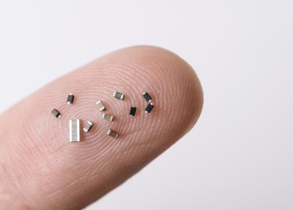 s a inventat plasturele inteligent care iti face analizele cum functioneaza