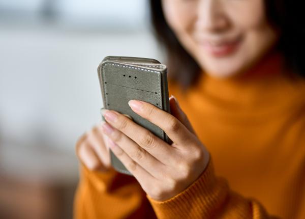 studiu ce se intampla cu corpul daca petrecem prea mult timp pe retelele de socializare