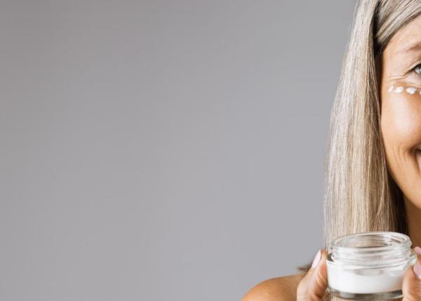 produsul anti aging inspirat de cercetatorii nobel care face minuni pentru ten poate fi folosit de la orice varsta