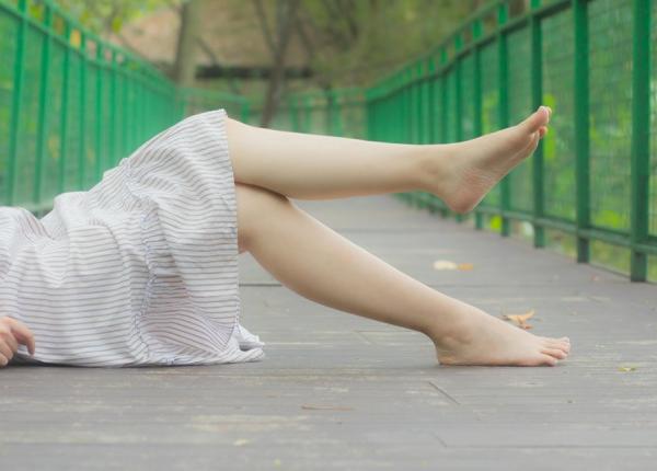 picioare usoare vara fara disconfort 3 tipuri de alimente care iti pot imbunatati circulatia