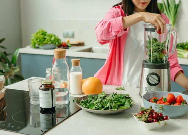 7 bauturi antiinflamatoare care protejeaza si revitalizeaza ficatul