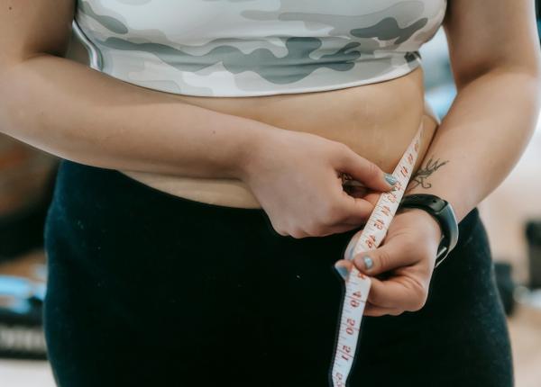 respiratia profunda un aliat neasteptat impotriva balonarii