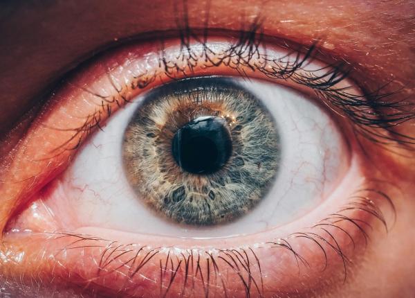 7 exercitii simple recomandate de experti pentru a ti mentine ochii sanatosi